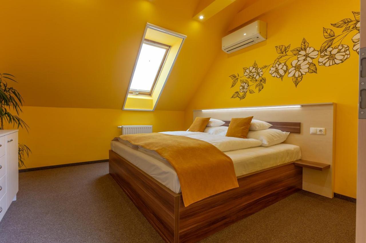 Hotel Mayer Alsooers Esterno foto