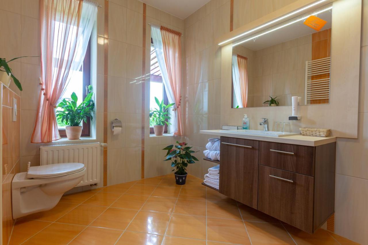Hotel Mayer Alsooers Esterno foto