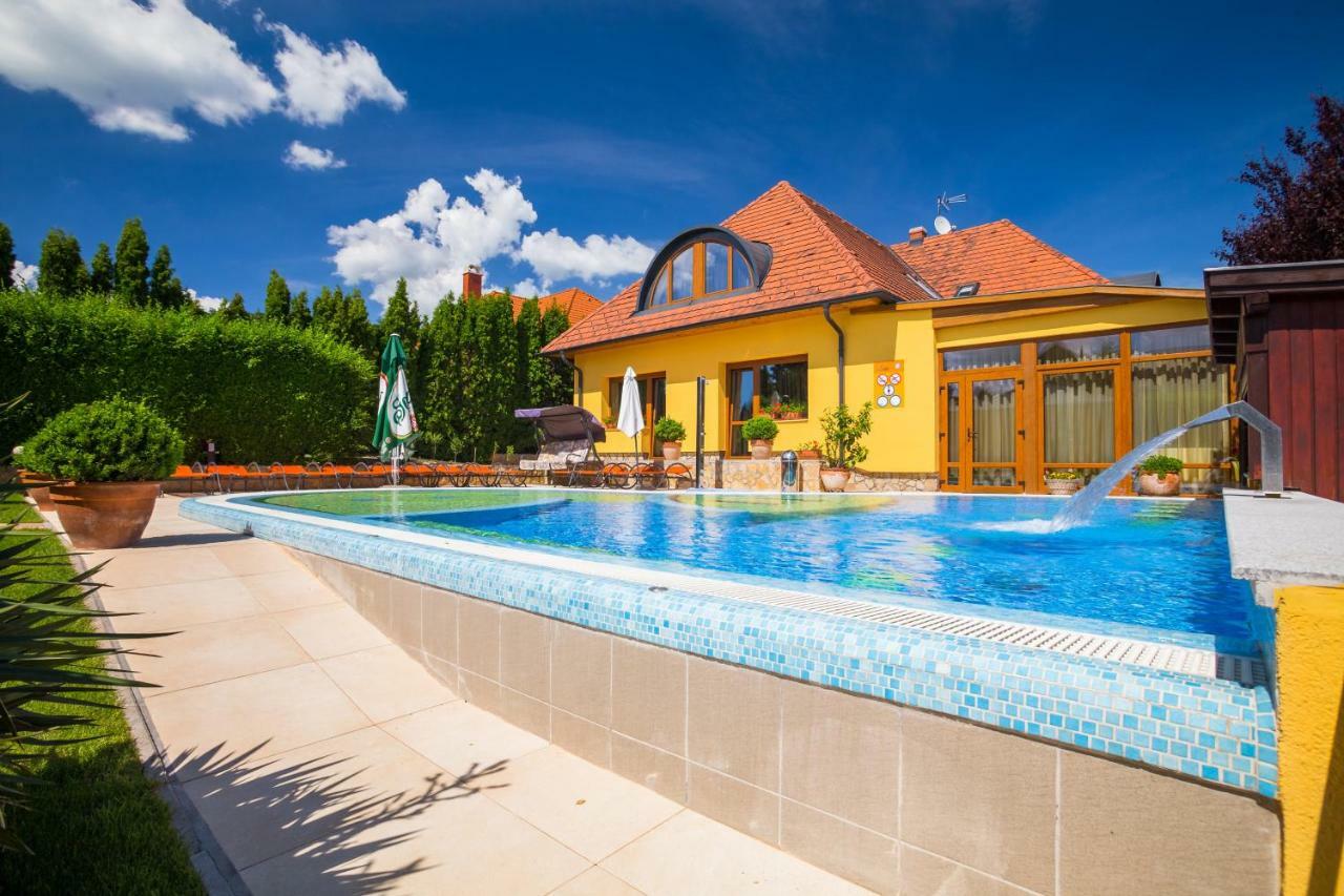 Hotel Mayer Alsooers Esterno foto